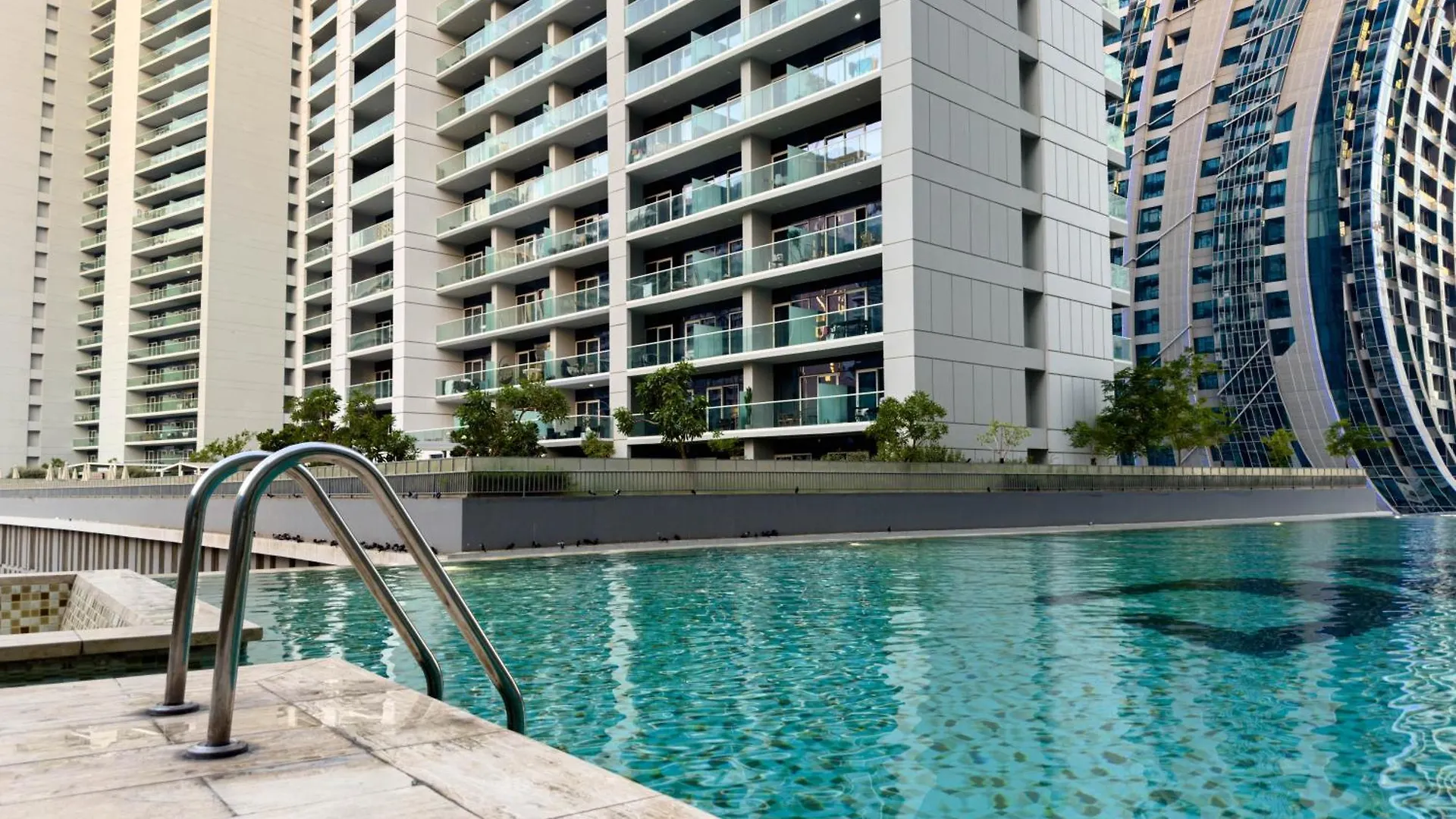 Apartment Naseem - Cozy Studio With City & Pool Views In Business Bay Dubai United Arab Emirates