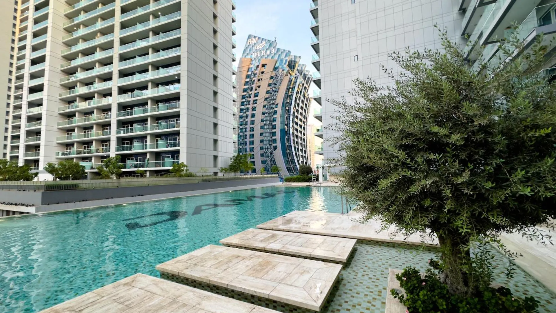 Naseem - Cozy Studio With City & Pool Views In Business Bay Dubai