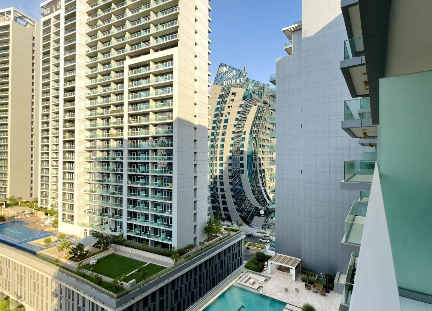 Naseem - Cozy Studio With City & Pool Views In Business Bay Dubai